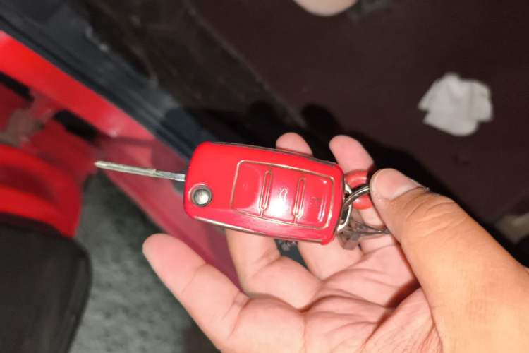 Used Volkswagen Polo 2011 1.4L Manual ZhiLe Edition Vehicle Key