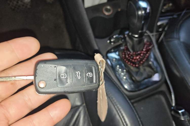 Used Volkswagen Polo 2011 1.4L Automatic ZhiCool Edition Vehicle Key