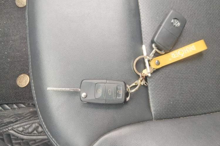 Used Volkswagen Polo 2011 1.6L Automatic ZhiShang Version Vehicle Key