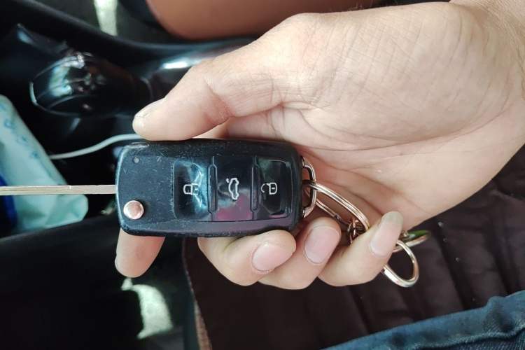 Used Volkswagen Polo 2011 1.6L Automatic ZhiShang Version Vehicle Key