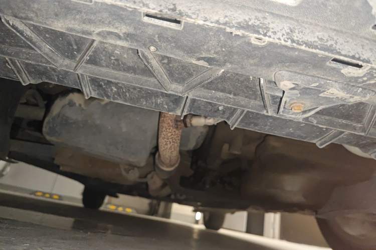 Used Volkswagen Polo 2011 1.6L Automatic ZhiShang Version Chassis Front
