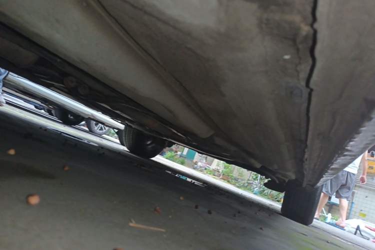 Used Volkswagen Polo 2011 Jingqu 1.4L Manual Sile Edition Chassis Front Left