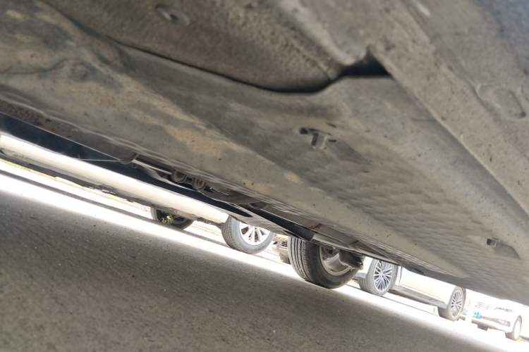 Used Volkswagen Polo 2011 1.6L Automatic ZhiShang Version Chassis Front Left