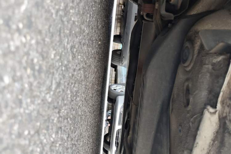 Used Volkswagen Polo 2011 Jingqu 1.4L Manual Sile Edition Chassis Front Left