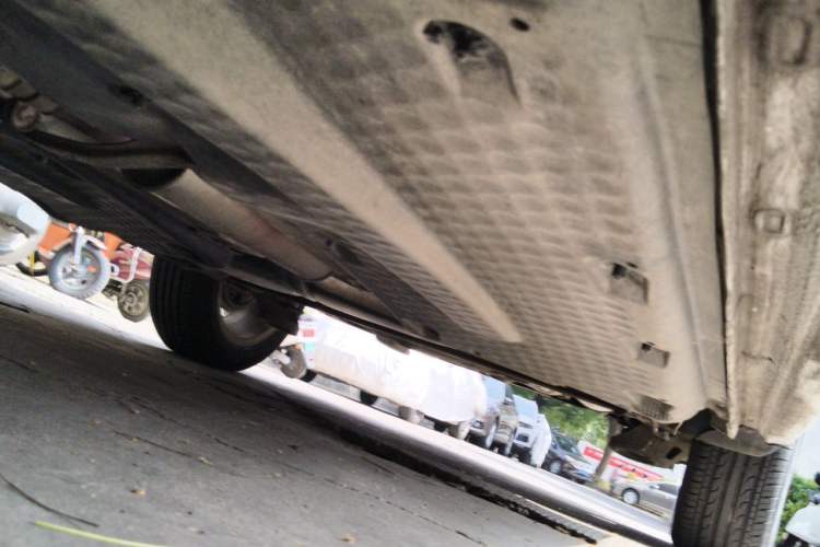 Used Volkswagen Polo 2011 1.6L Manual ZhiShang Edition Chassis Front Left
