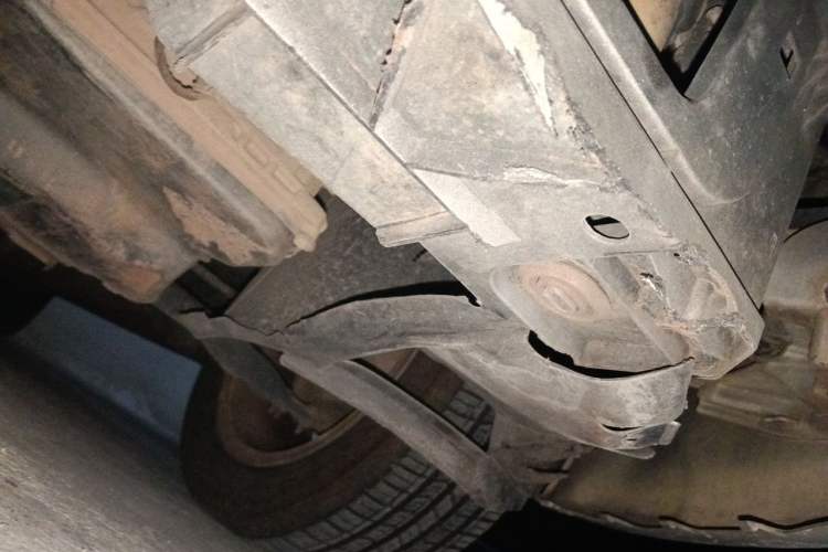 Used Volkswagen Polo 2011 1.6L Automatic ZhiKu Edition Chassis Front Left