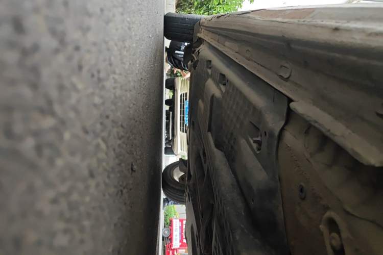 Used Volkswagen Polo 2011 1.4L Manual ZhiShang Edition Chassis Front Right