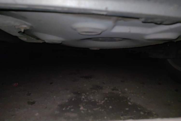 Used Volkswagen Polo 2011 1.6L Manual ZhiShang Edition Chassis Rear