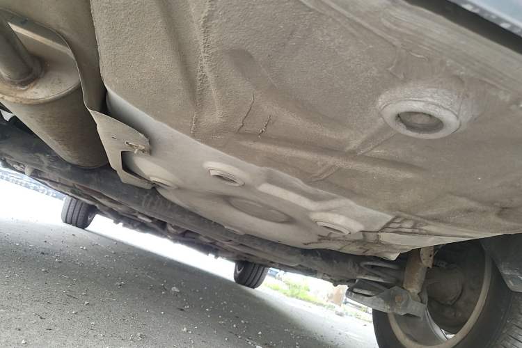 Used Volkswagen Polo 2011 Jingqu 1.4L Automatic Shishang Edition Chassis Rear