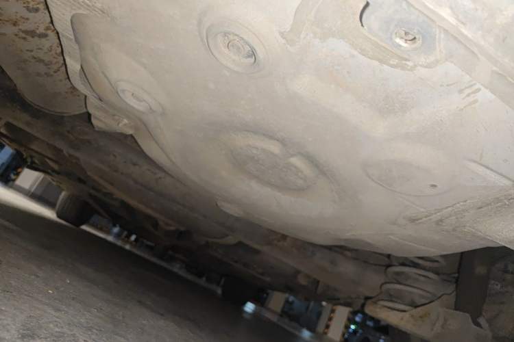 Used Volkswagen Polo 2011 1.6L Automatic ZhiShang Version Chassis Rear