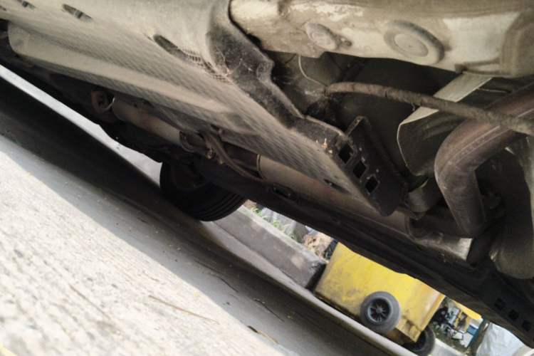 Used Volkswagen Polo 2011 1.6L Manual ZhiShang Edition Chassis Rear Left