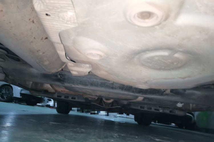 Used Volkswagen Polo 2011 1.6L Automatic ZhiShang Version Chassis Rear