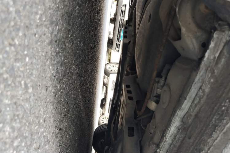 Used Volkswagen Polo 2011 Jingqu 1.4L Manual Sile Edition Chassis Rear Right