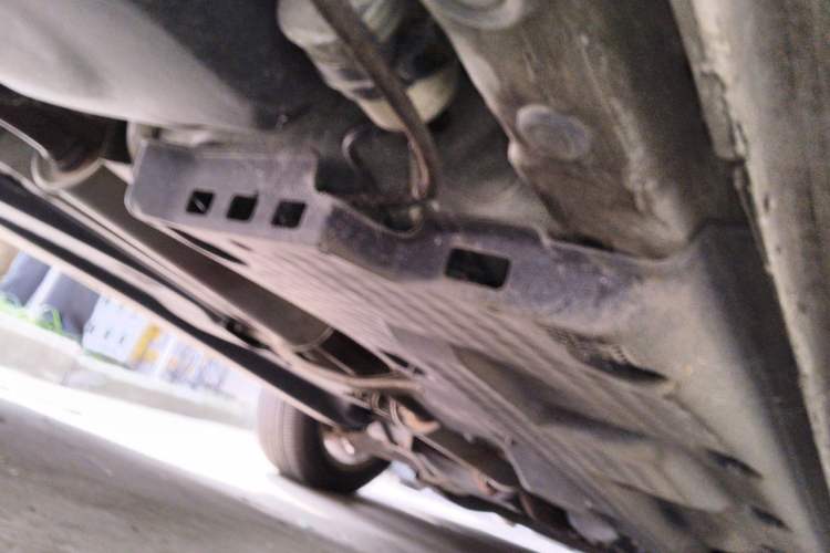 Used Volkswagen Polo 2011 1.6L Manual ZhiShang Edition Chassis Rear Right