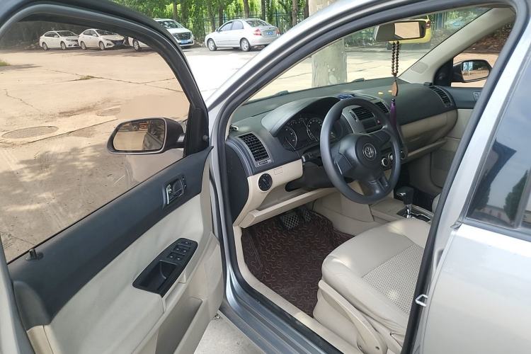 Used Volkswagen Polo 2011 Jingqu 1.4L Automatic Shishang Edition Driver Seat