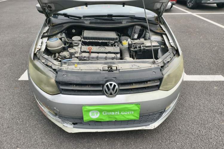 Used Volkswagen Polo 2011 1.4L Manual ZhiShang Edition Engine Bay