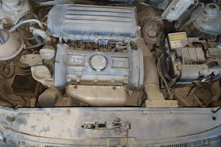 Used Volkswagen Polo 2011 Jingqu 1.6L Automatic Siku Edition Engine Bay