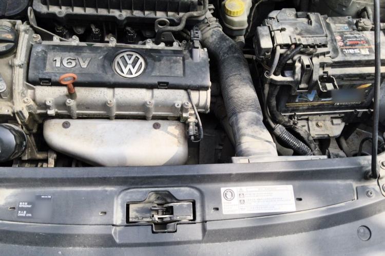 Used Volkswagen Polo 2011 1.6L Manual ZhiShang Edition Engine Bay