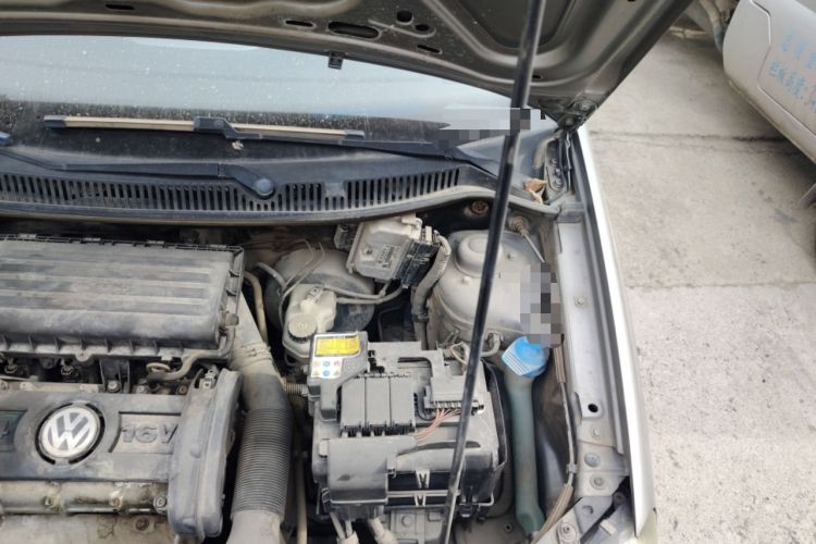 Used Volkswagen Polo 2011 Jingqu 1.4L Manual Shishang Edition Engine Bay Left