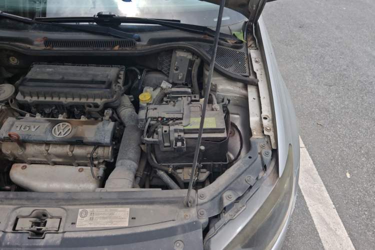 Used Volkswagen Polo 2011 1.4L Automatic ZhiCool Edition Engine Bay Left