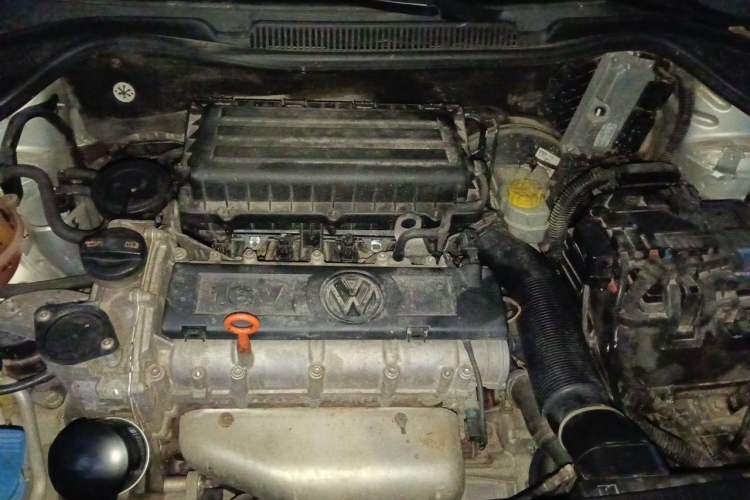 Used Volkswagen Polo 2011 1.6L Automatic ZhiKu Edition Engine Bay