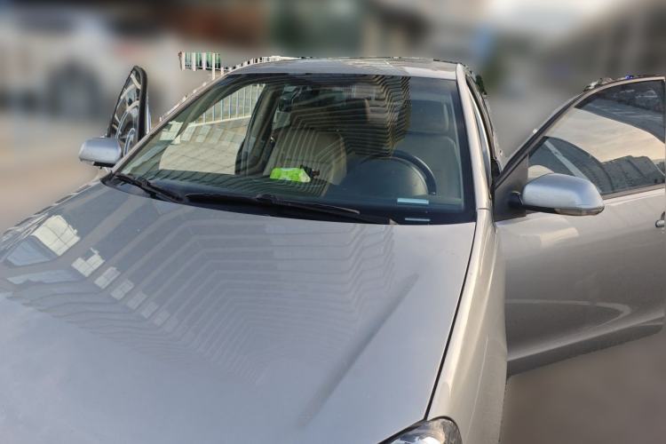 Used Volkswagen Polo 2011 Jingqu 1.6L Automatic Siku Edition Front