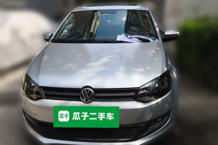 Used Volkswagen Polo 2011 1.6L Manual ZhiShang Edition Front