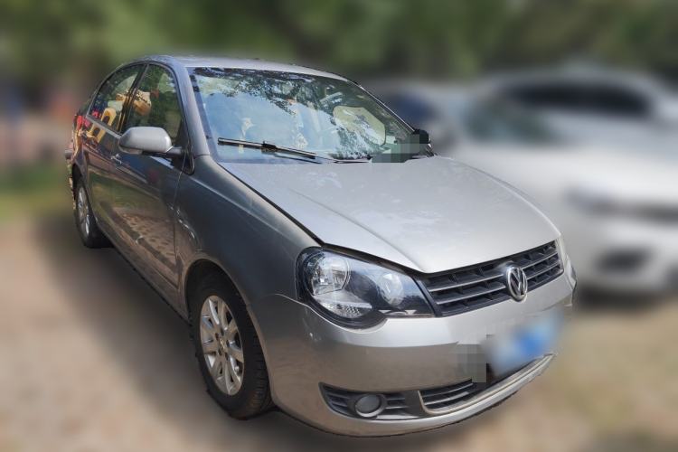Used Volkswagen Polo 2011 Jingqu 1.4L Automatic Shishang Edition Front Right 45 Deg