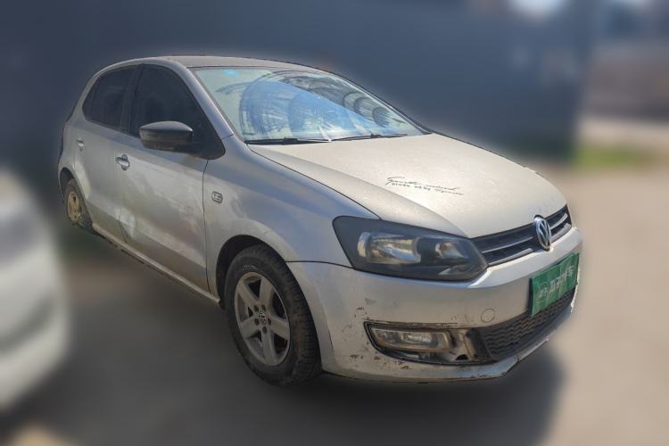 Used Volkswagen Polo 2011 1.4L Manual ZhiLe Edition Front Right 45 Deg