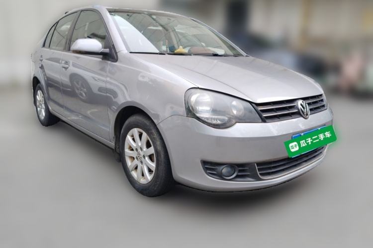 Used Volkswagen Polo 2011 Jingqu 1.4L Manual Shishang Edition Front Right 45 Deg