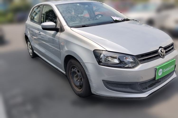 Used Volkswagen Polo 2011 Jingqu 1.4L Manual Sile Edition Front Right 45 Deg