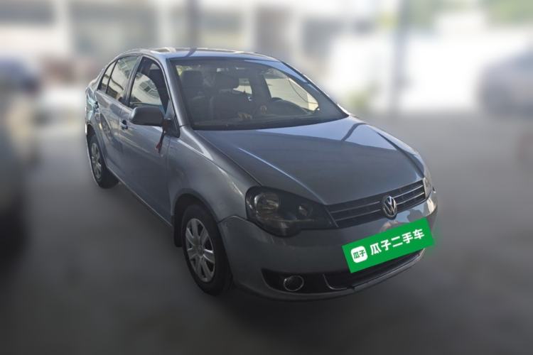 Used Volkswagen Polo 2011 Jingqu 1.4L Manual Sile Edition Front Right 45 Deg