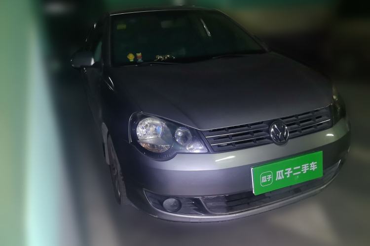 Used Volkswagen Polo 2011 Jingqu 1.4L Manual Shishang Edition Front Right 45 Deg
