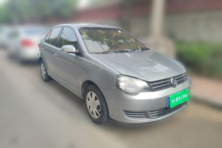 Used Volkswagen Polo 2011 Jingqu 1.4L Manual Sile Edition Front Right 45 Deg