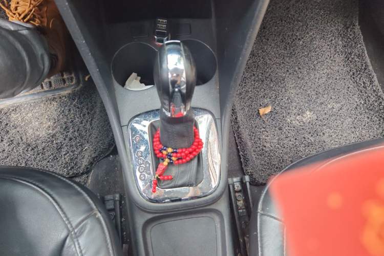 Used Volkswagen Polo 2011 1.4L Automatic ZhiCool Edition Gear Lever
