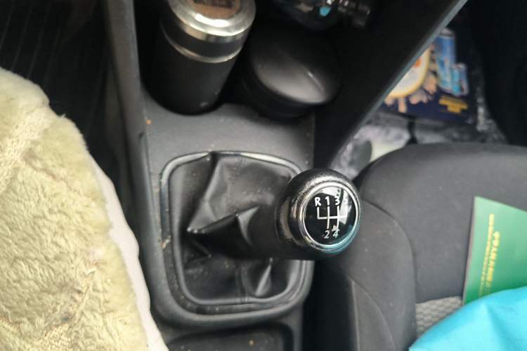Used Volkswagen Polo 2011 1.4L Manual ZhiLe Edition Gear Lever