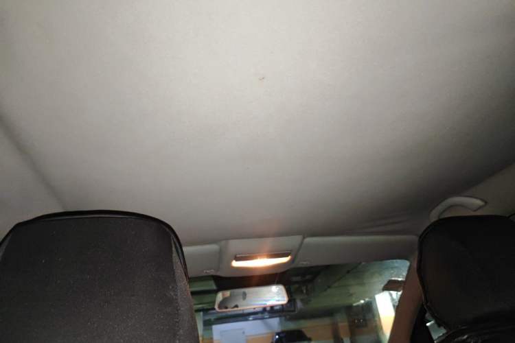 Used Volkswagen Polo 2011 1.4L Manual ZhiLe Edition Headliner