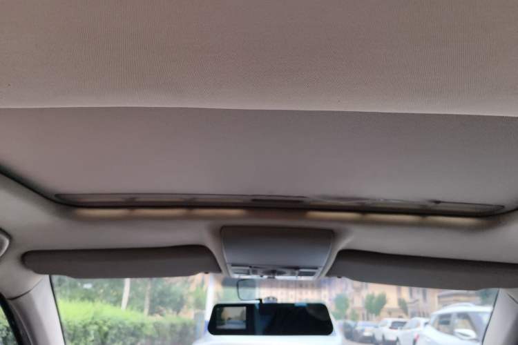 Used Volkswagen Polo 2011 Jingqu 1.6L Automatic Siku Edition Headliner