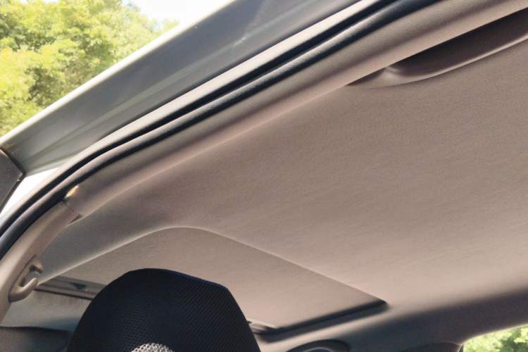 Used Volkswagen Polo 2011 1.6L Manual ZhiShang Edition Headliner