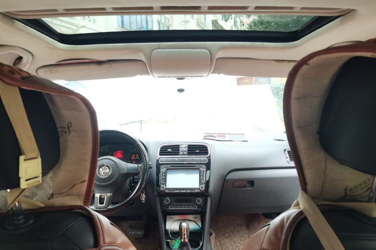 Used Volkswagen Polo 2011 1.6L Automatic ZhiShang Version Headliner