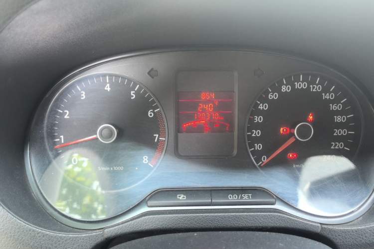Used Volkswagen Polo 2011 1.4L Manual ZhiLe Edition Instrument Cluster