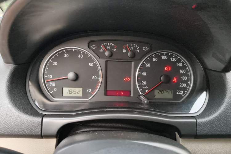 Used Volkswagen Polo 2011 Jingqu 1.6L Automatic Siku Edition Instrument Cluster