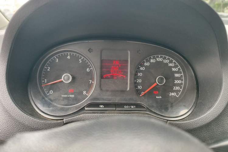 Used Volkswagen Polo 2011 1.4L Manual ZhiShang Edition Instrument Cluster