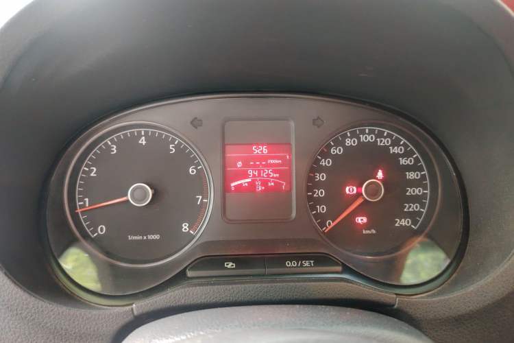 Used Volkswagen Polo 2011 1.4L Manual ZhiShang Edition Instrument Cluster