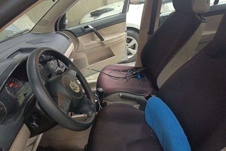 Used Volkswagen Polo 2011 Jingqu 1.4L Manual Sile Edition Left Front Seat