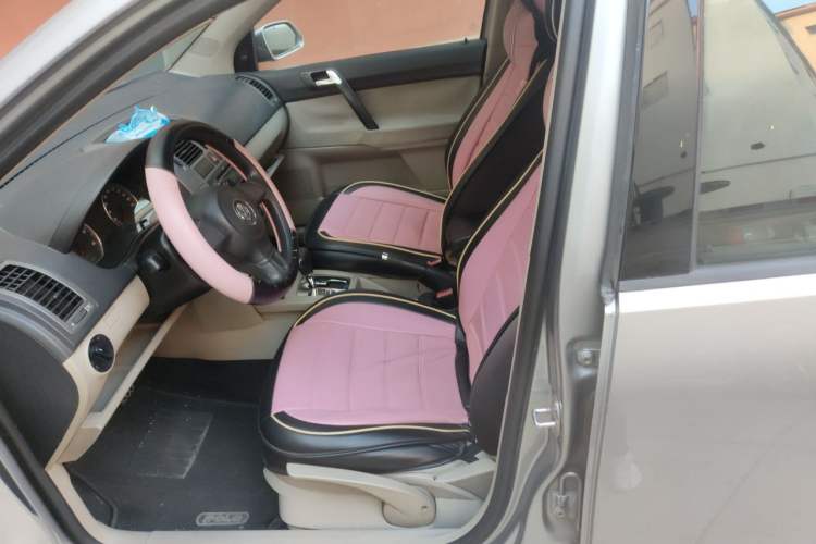 Used Volkswagen Polo 2011 Jingqu 1.4L Automatic Shishang Edition Left Front Seat