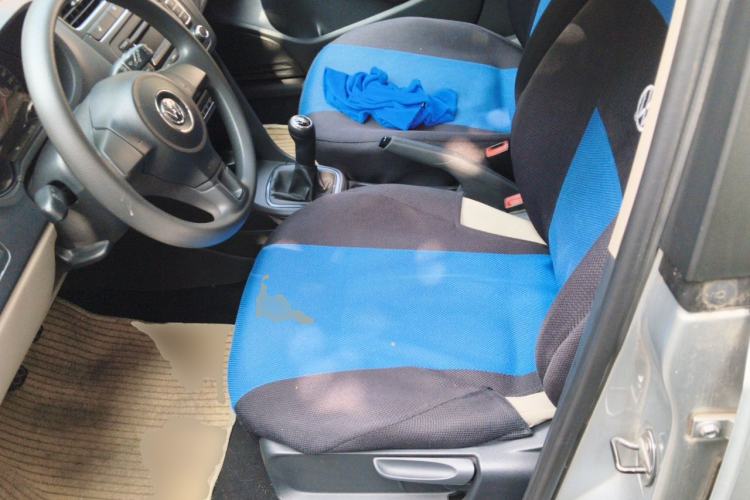 Used Volkswagen Polo 2011 1.6L Manual ZhiShang Edition Left Front Seat