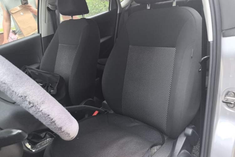Used Volkswagen Polo 2011 1.4L Automatic ZhiShang Version Left Front Seat
