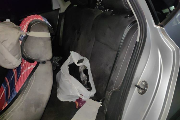 Used Volkswagen Polo 2011 1.6L Manual ZhiShang Edition Left Rear Seat