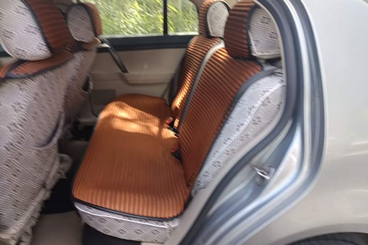 Used Volkswagen Polo 2011 Jingqu 1.6L Manual - Real Cool Edition Left Rear Seat